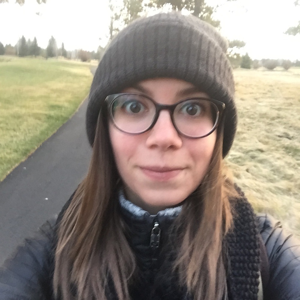 Meet your Posher, Mia